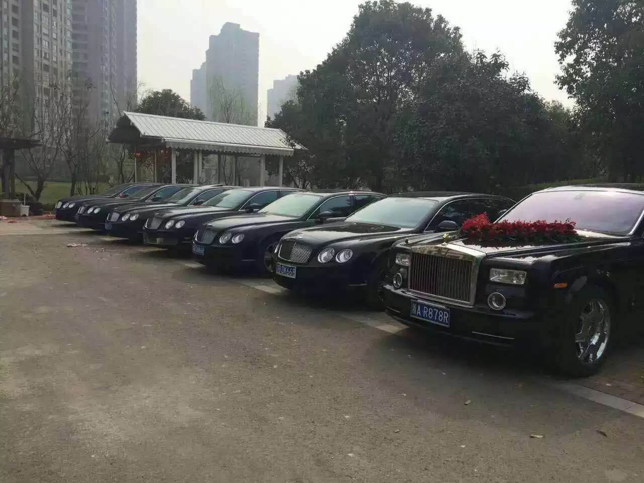 勞斯萊斯幻影+賓利車隊
