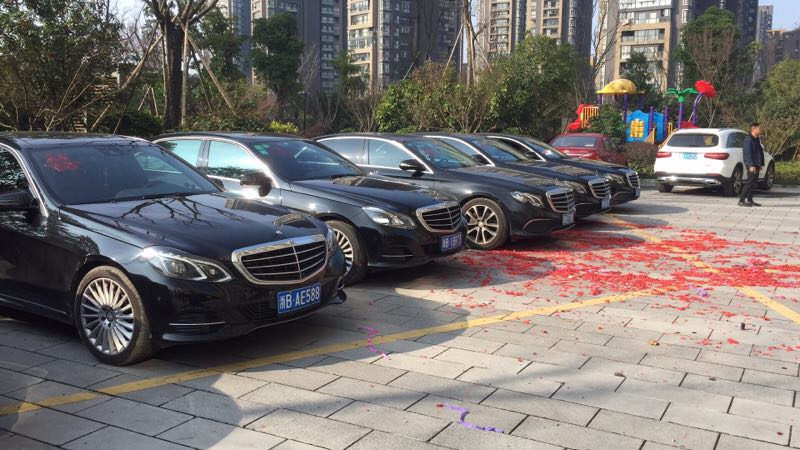 新款E系車隊